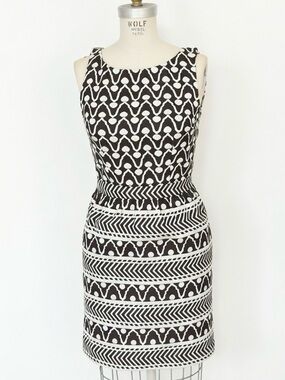 MILLY  Brown and White Patterned Sheath Dress.